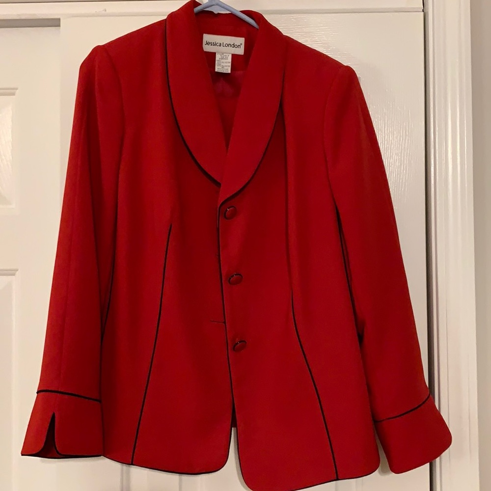 Women’s Red 2-Piece Business Suit